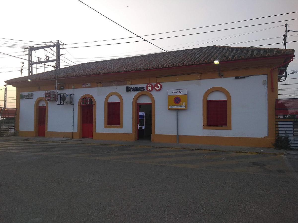 tren de cercanías Sevilla andén